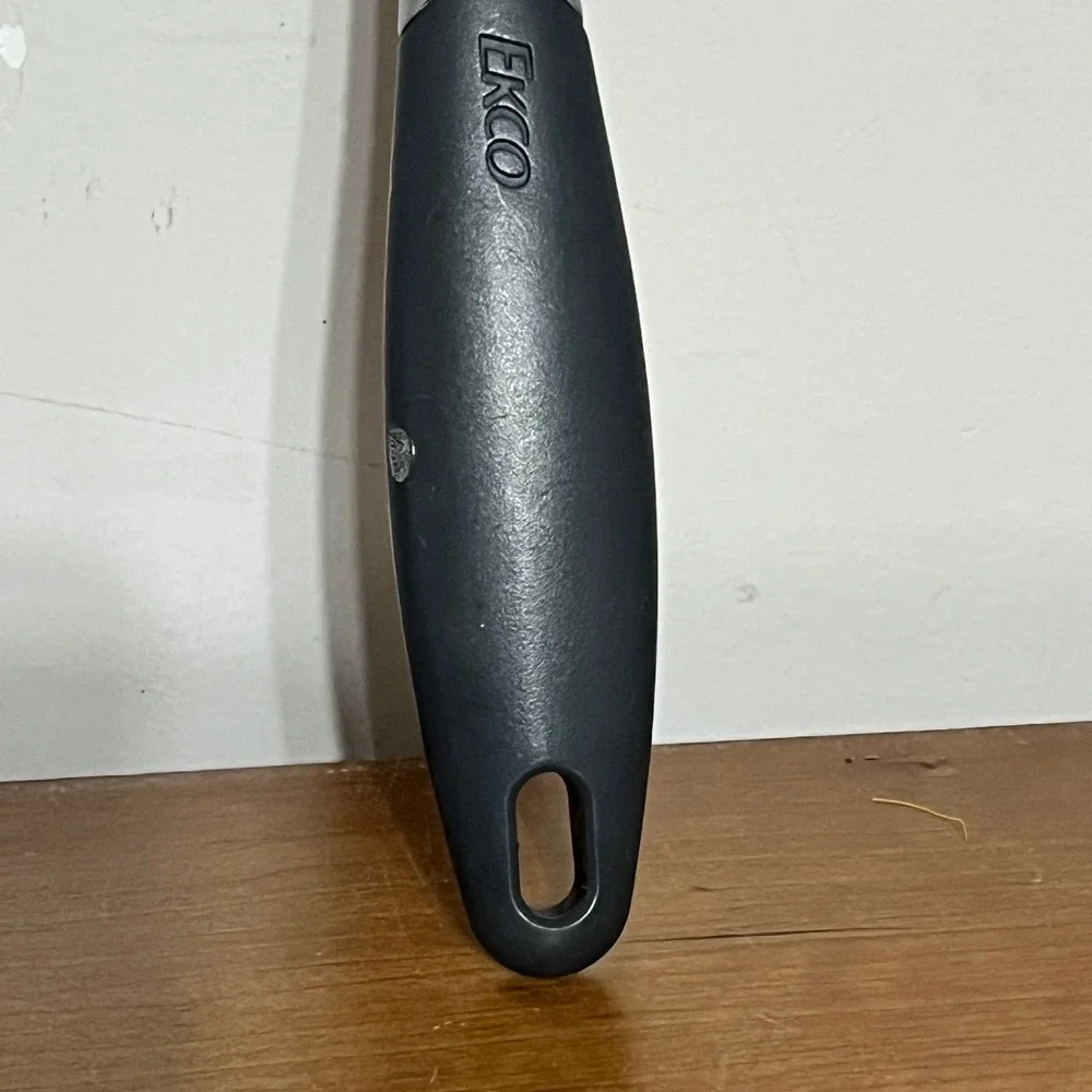 EKCO Black Nylon Slotted Spatula Turner with Ergonomic Grip Handle‎